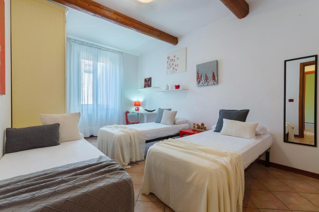 Central Ferrara Apartment Экстерьер фото