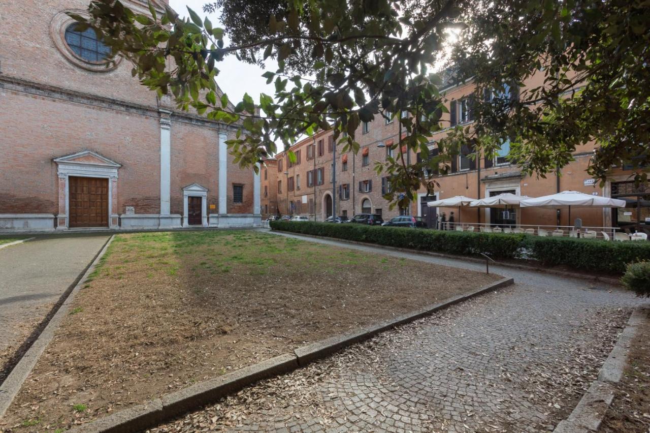 Central Ferrara Apartment Экстерьер фото